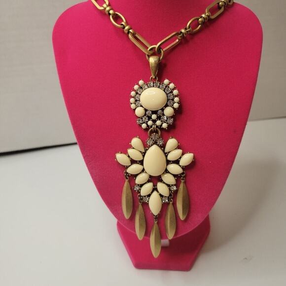 Stella & Dot Retired Retro Boho Festival Southwestern Mallorca Pendant Necklace - Picture 1 of 3